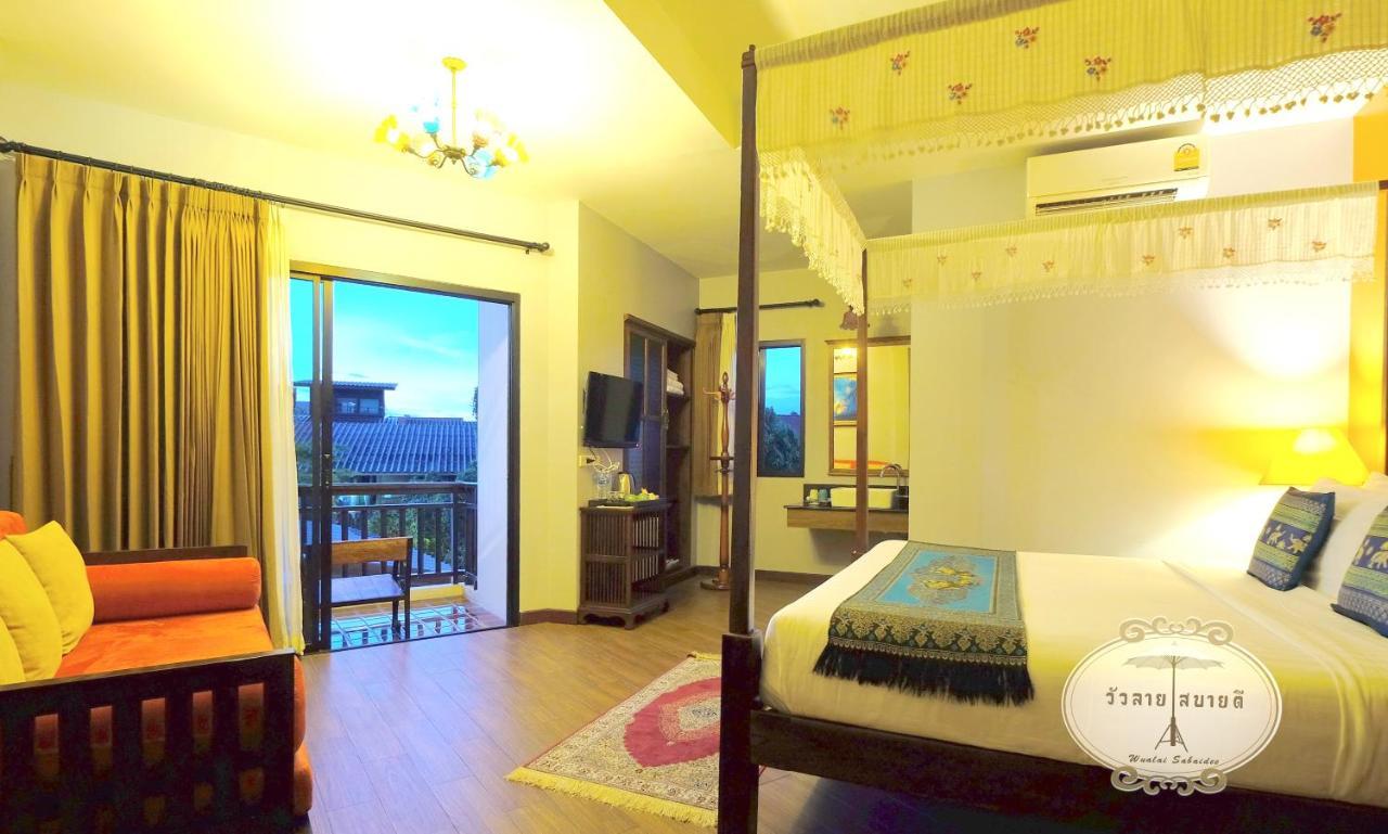 Wualai Sabaidee Bed & Breakfast Чиангмай Екстериор снимка