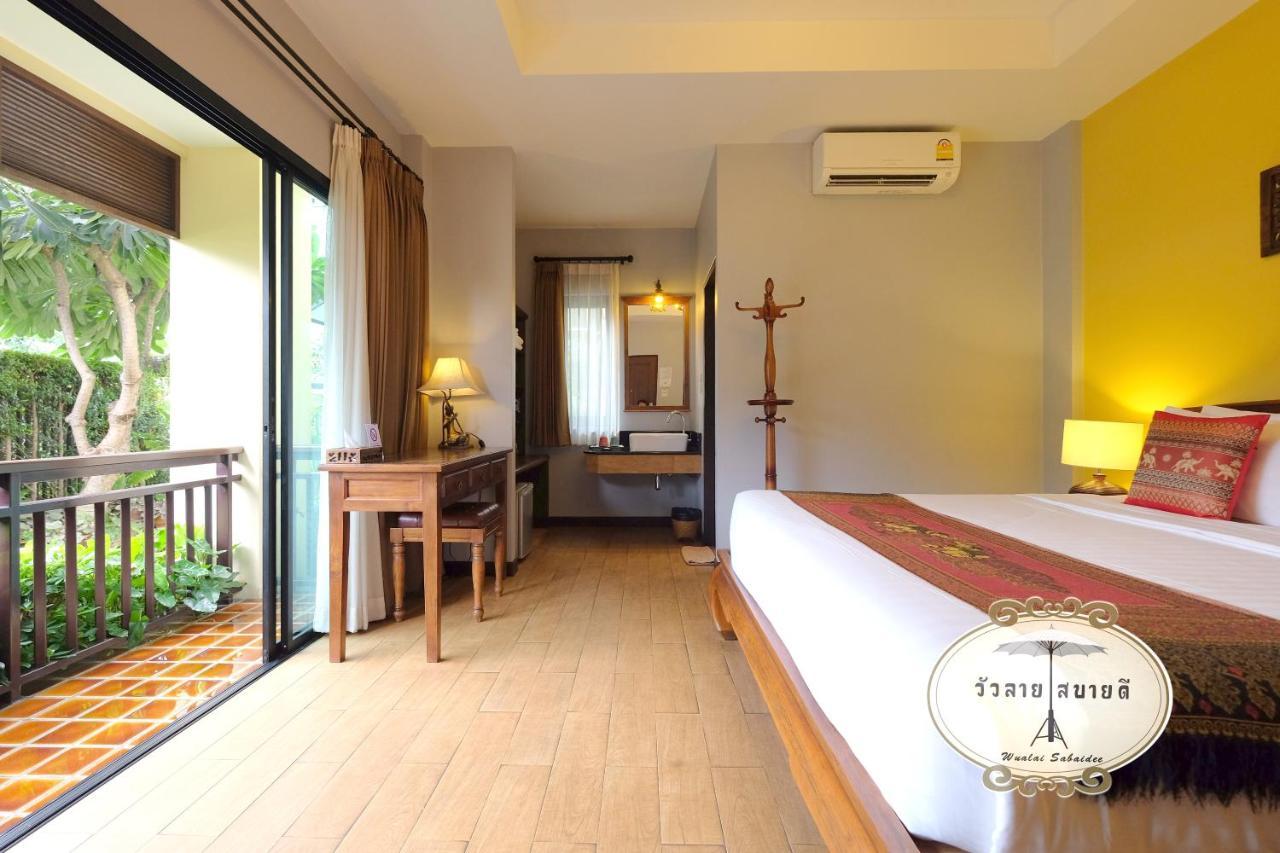 Wualai Sabaidee Bed & Breakfast Чиангмай Екстериор снимка
