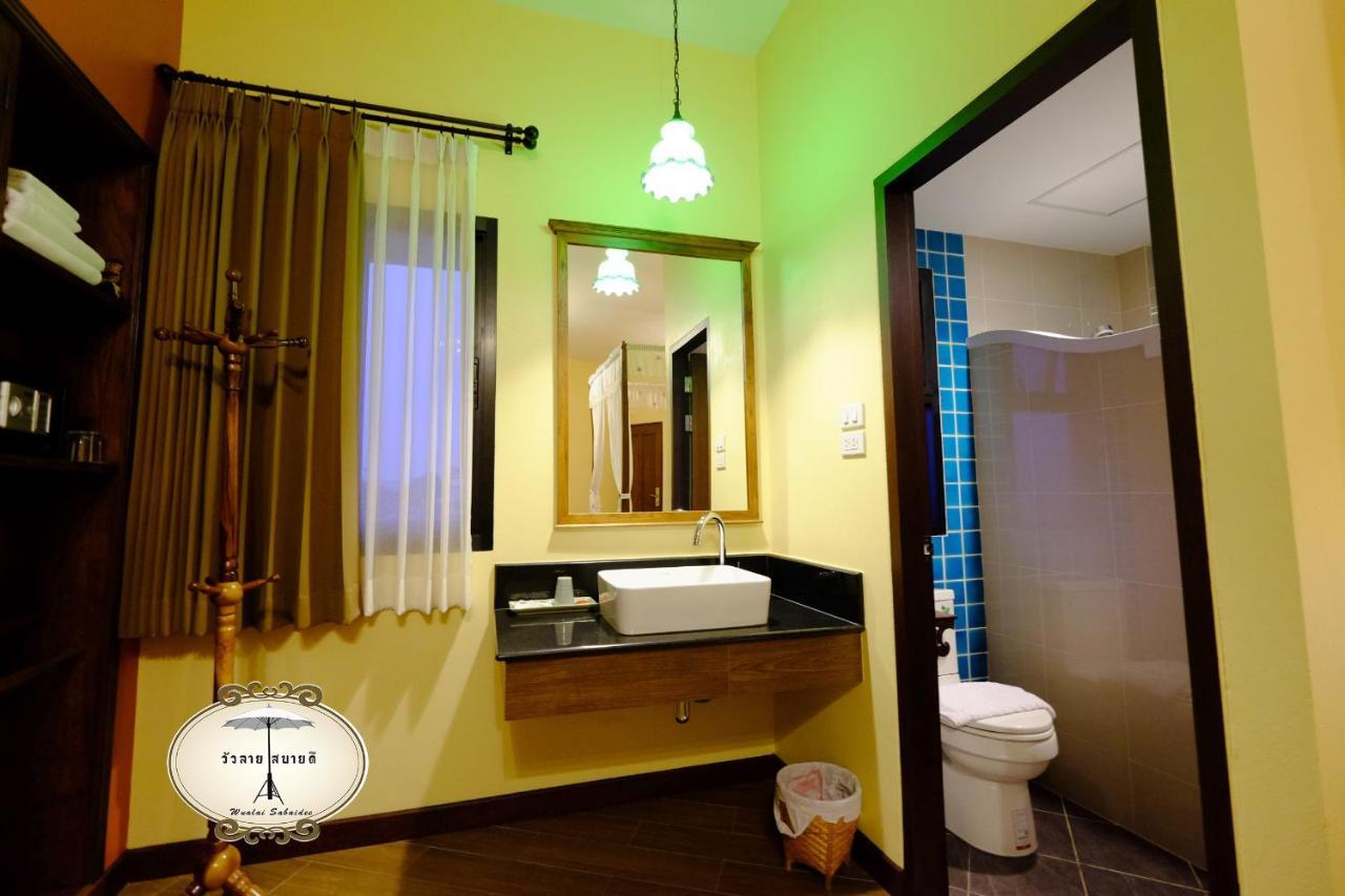 Wualai Sabaidee Bed & Breakfast Чиангмай Екстериор снимка