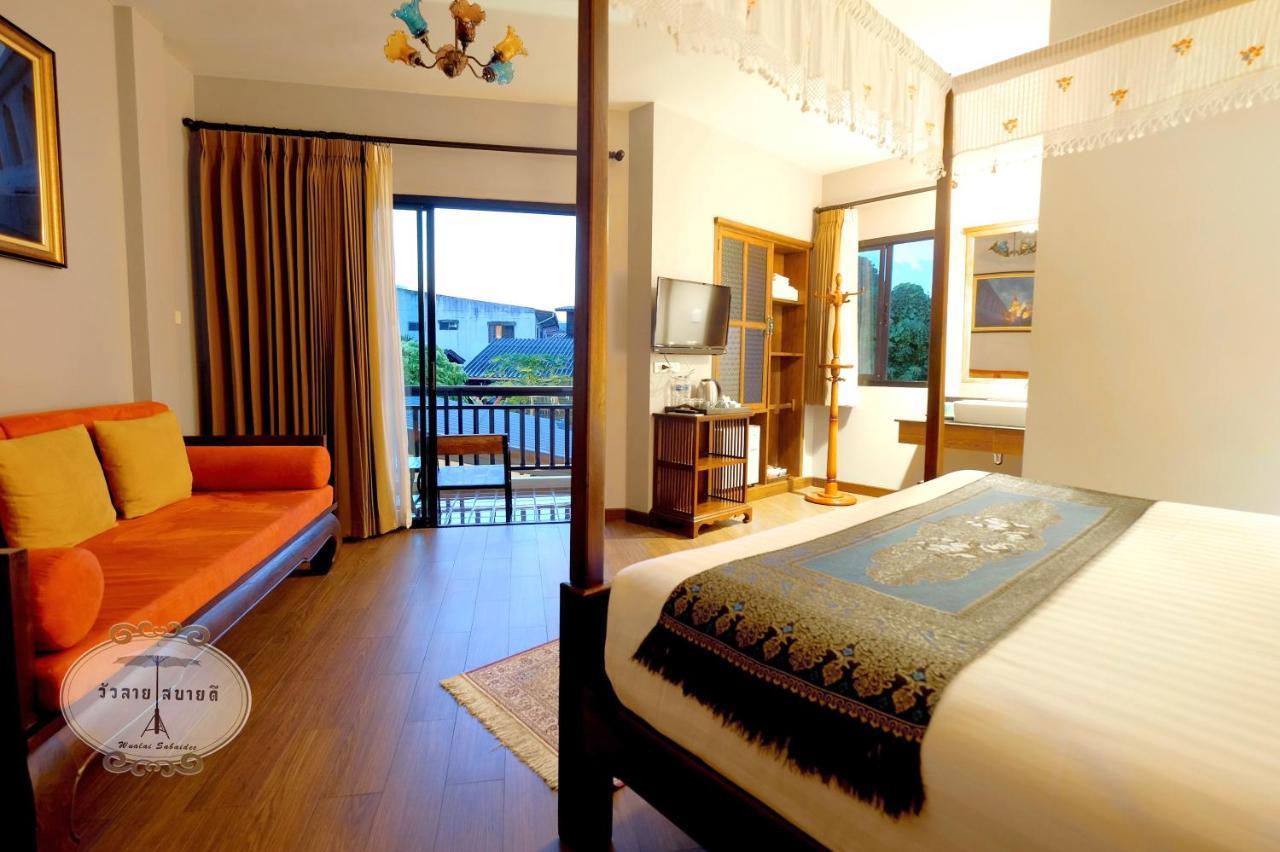 Wualai Sabaidee Bed & Breakfast Чиангмай Екстериор снимка