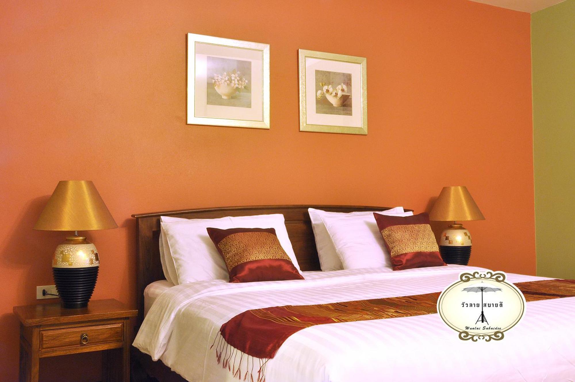 Wualai Sabaidee Bed & Breakfast Чиангмай Екстериор снимка
