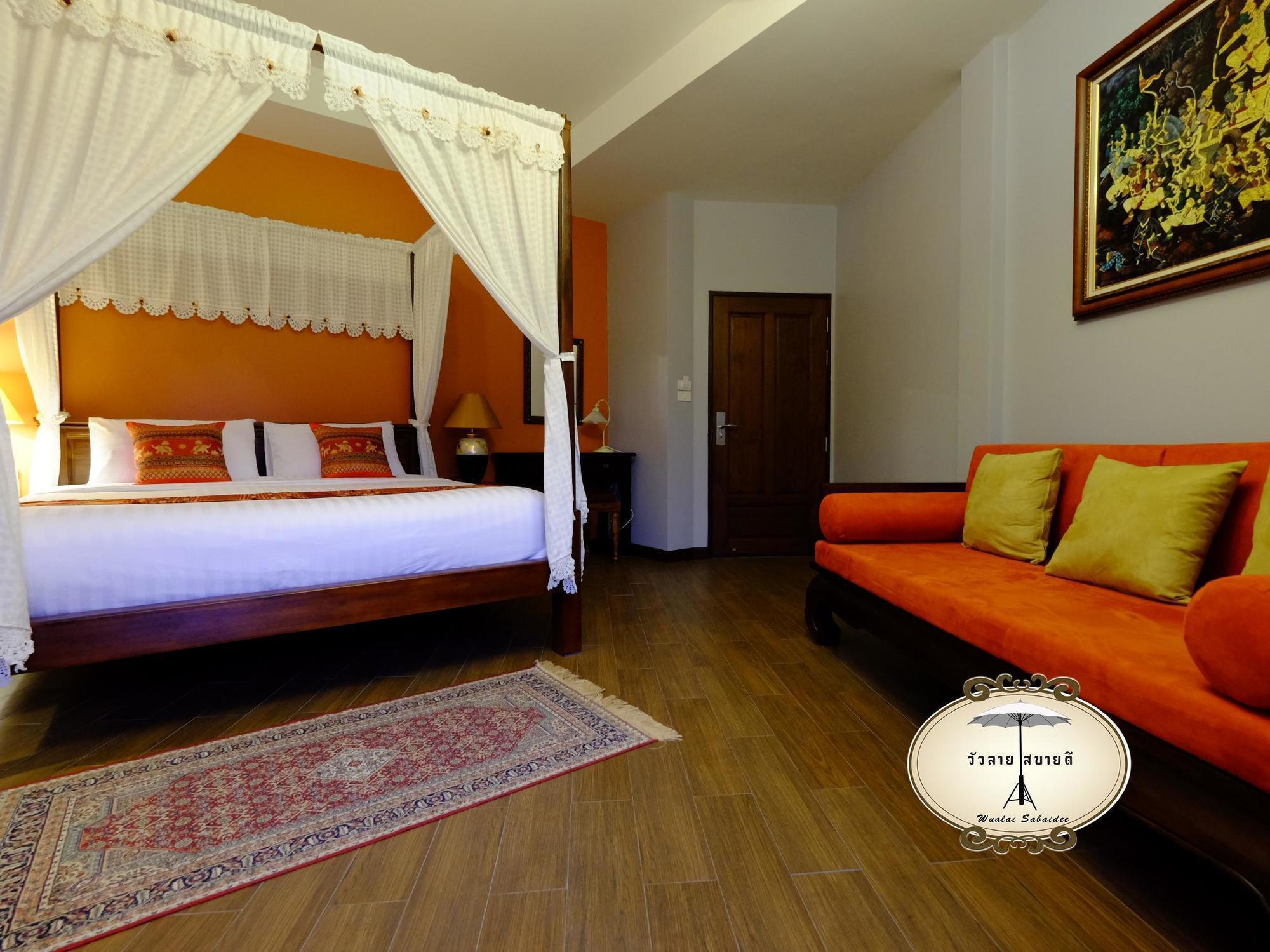 Wualai Sabaidee Bed & Breakfast Чиангмай Екстериор снимка