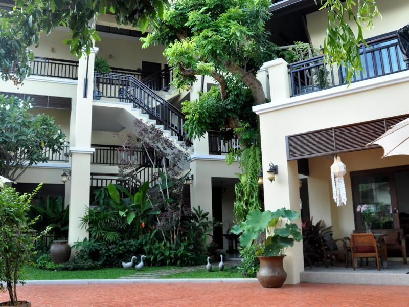 Wualai Sabaidee Bed & Breakfast Чиангмай Екстериор снимка