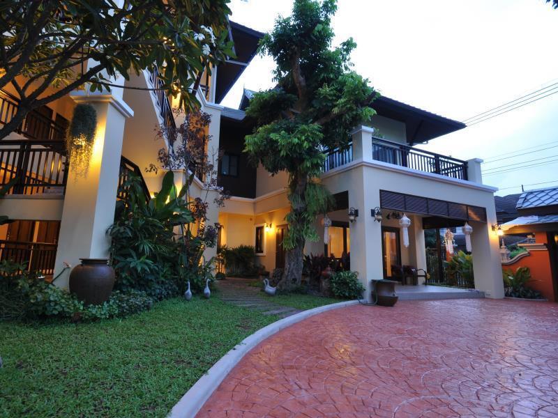 Wualai Sabaidee Bed & Breakfast Чиангмай Екстериор снимка