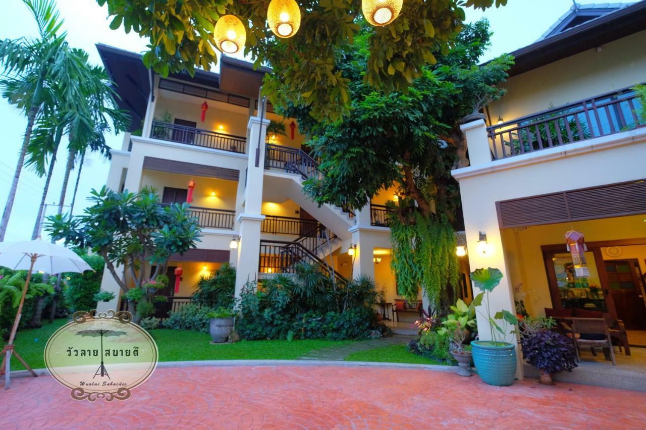 Wualai Sabaidee Bed & Breakfast Чиангмай Екстериор снимка